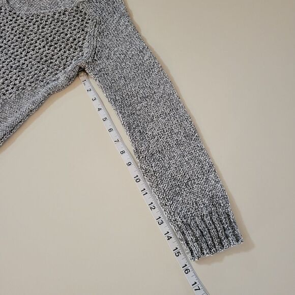 Maurices Women's Deep V-neck Long Sleeve Drop-tail Sweater - Picture 6 of 13